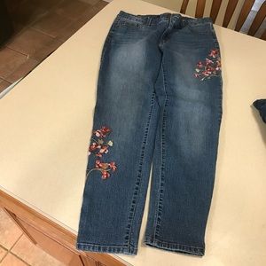 BANDOLINO EMBROIDERED JEANS